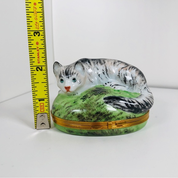 Limoges Trinket box - Chamart Limoges Porcelain Cat Box - Picture 14 of 15